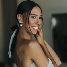 ניסה להסתיר את טבעת האירוסין בנתב